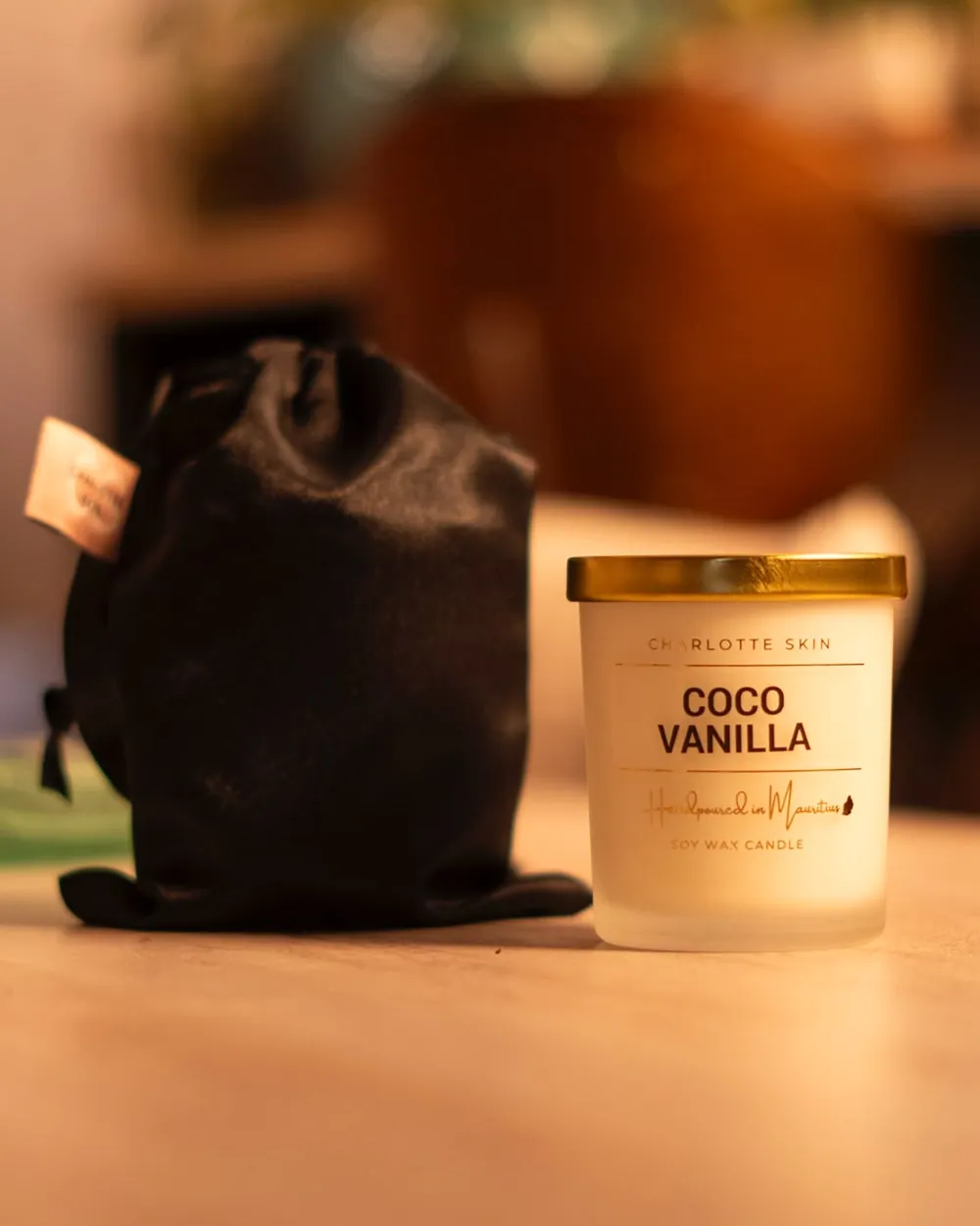 Bougie de soja Coco Vanilla Charlotte Skin avec pochon satin